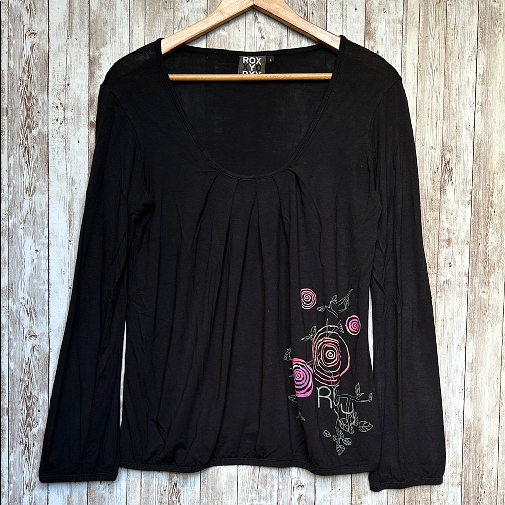 Roxy Long Sleeve Top Women's sz Large Black Scoop Neck Pleats Elastic Cuffs Surf